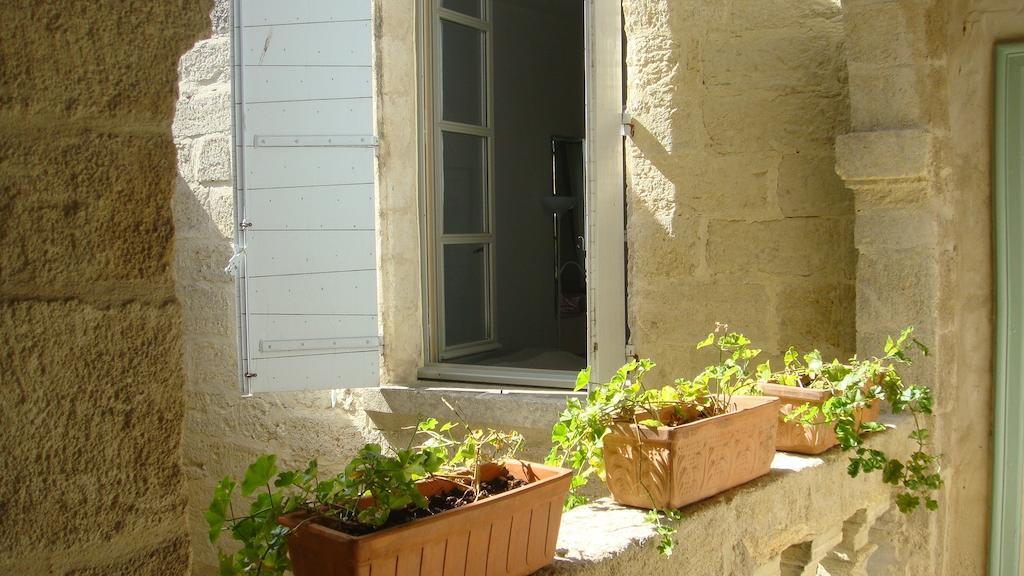 Bed and Breakfast Le Richelieu Юзес Экстерьер фото